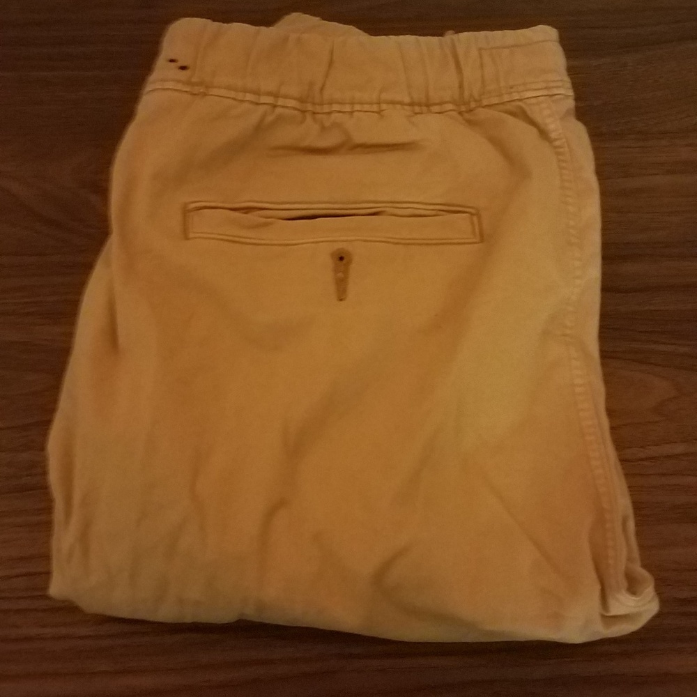 tan abercrombie and fitch jogger